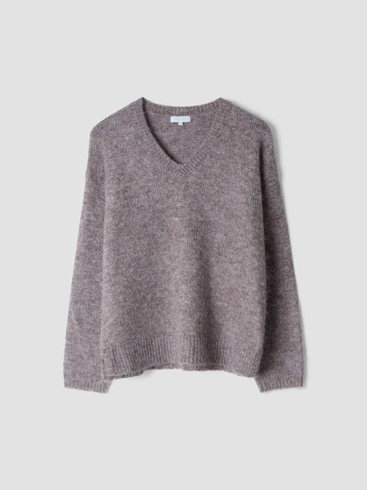 Kallie genser 7509456_AGP-VAVITE-A24-Front_8122_Kallie genser_Kallie genser AGP 7509456.jpg_Front