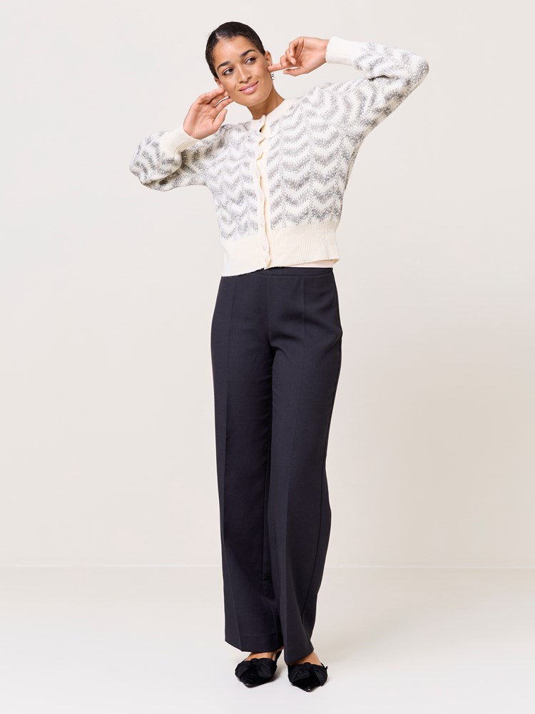 Catia cardigan 7509457_O79-DONNA-W24-Modell-Front_chn=match_5667_Catia cardigan O79_Catia cardigan O79 7509457.jpg_