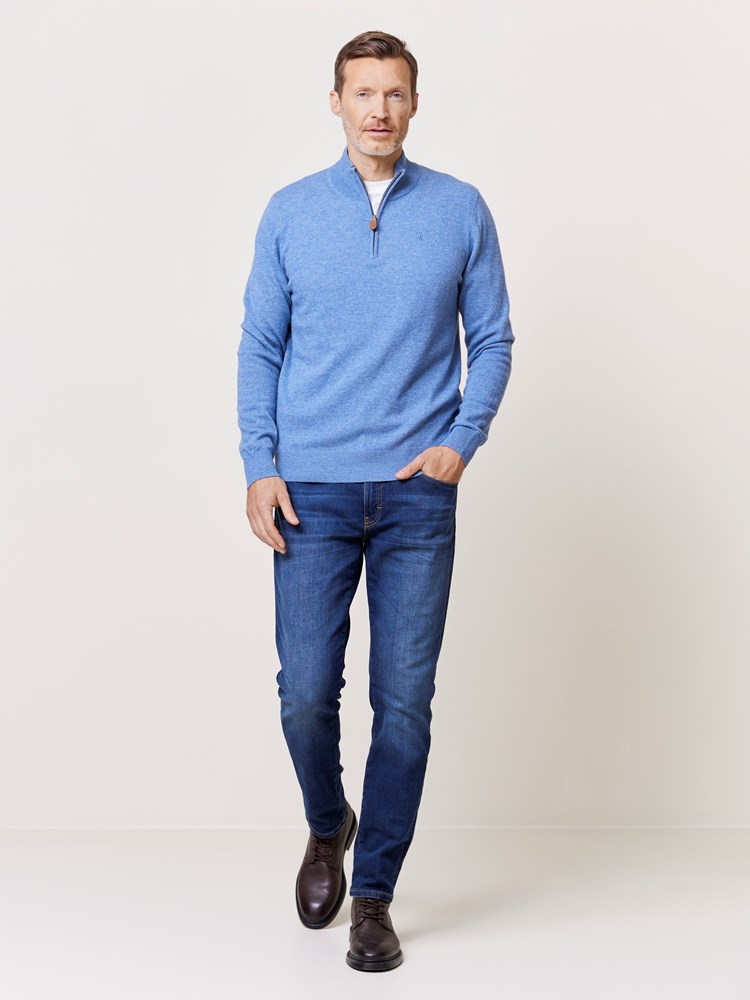 Canmore zip genser 7509534_ECL-REDFORD-W24-Modell-Front_chn=match_6829_Canmore zip genser ECL_Canmore zip genser ECL 7509534.jpg_Front