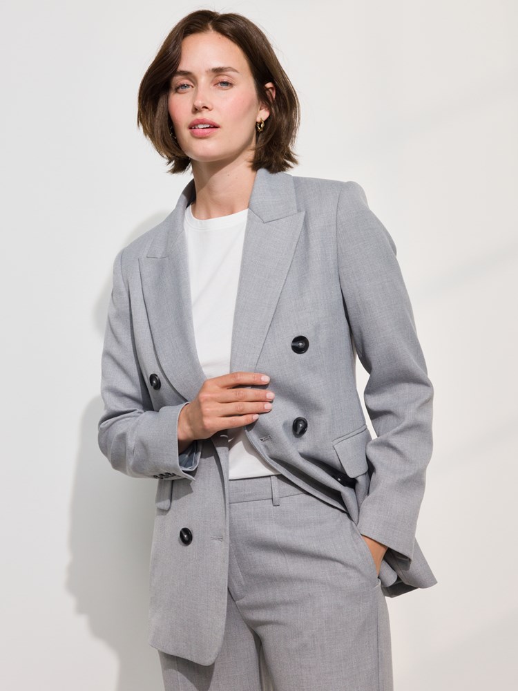 Catja blazer 7509586_ID6-MARIEPHILIPPE-A24-Modell-Left_chn=match_6034_Catja blazer ID6_Catja blazer ID6 7509585.jpg_