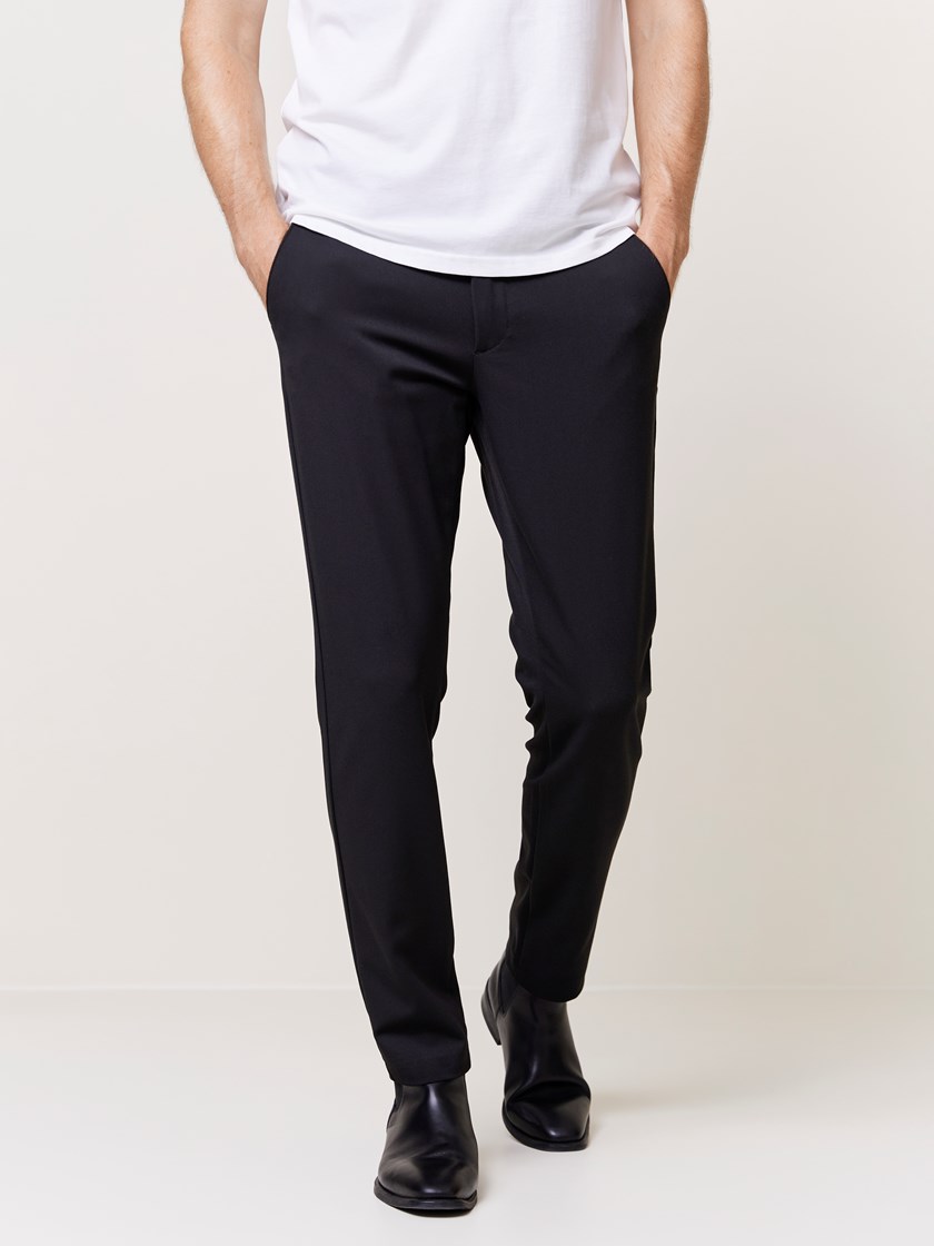 7509712 C18 7509712_C18-MARIOCONTI-NOS-Modell-Front_chn=match_3725_Lorenzo bukse C18.jpg_Front||Front