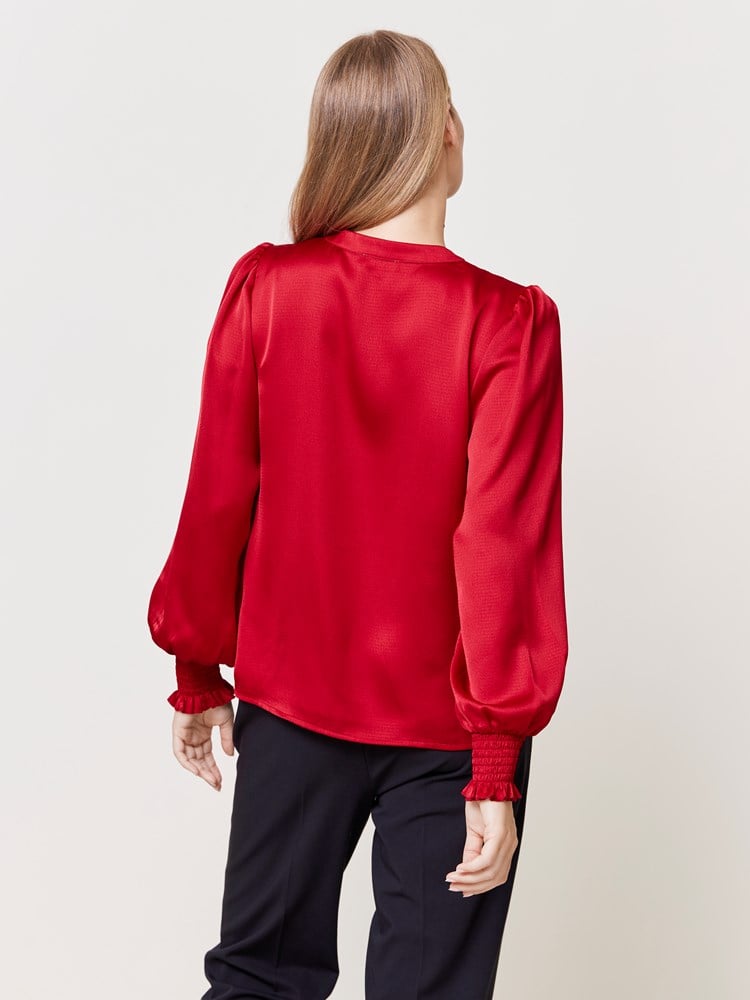Leia bluse 7509753_K5O-VAVITE-W24-Modell-Back_chn=match_1709_Leia bluse K5O_Leia bluse K5O 7509753.jpg_Back||Back