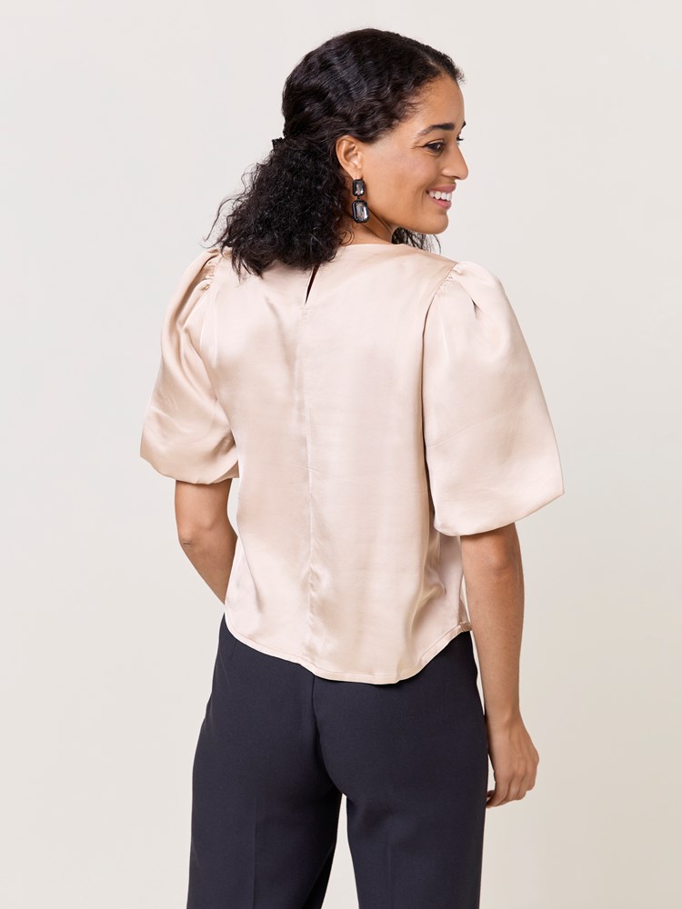 Etoile bluse 7509819_A9I-DONNA-W24-Modell-Front_chn=match_5734_Etoile bluse A9I 7509819.jpg_