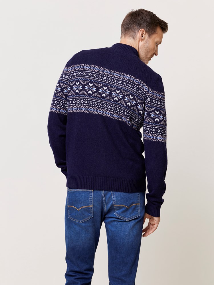 Cleveland cardigan 7509827_EMU-REDFORD-W24-Modell-Back_chn=match_6742_Cleveland cardigan EMU_Cleveland cardigan EMU 7509827.jpg_Back||Back