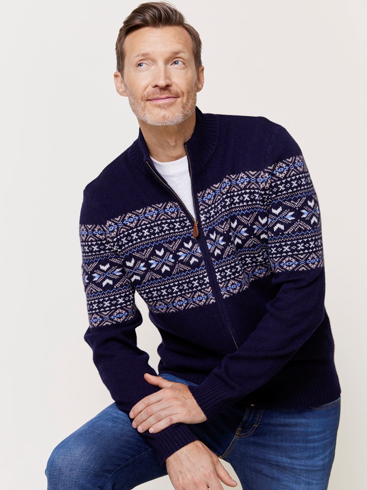 Cleveland cardigan 7509827_EMU-REDFORD-W24-Modell-Front_chn=match_4382_Cleveland cardigan EMU_Cleveland cardigan EMU 7509827.jpg_Front||Front