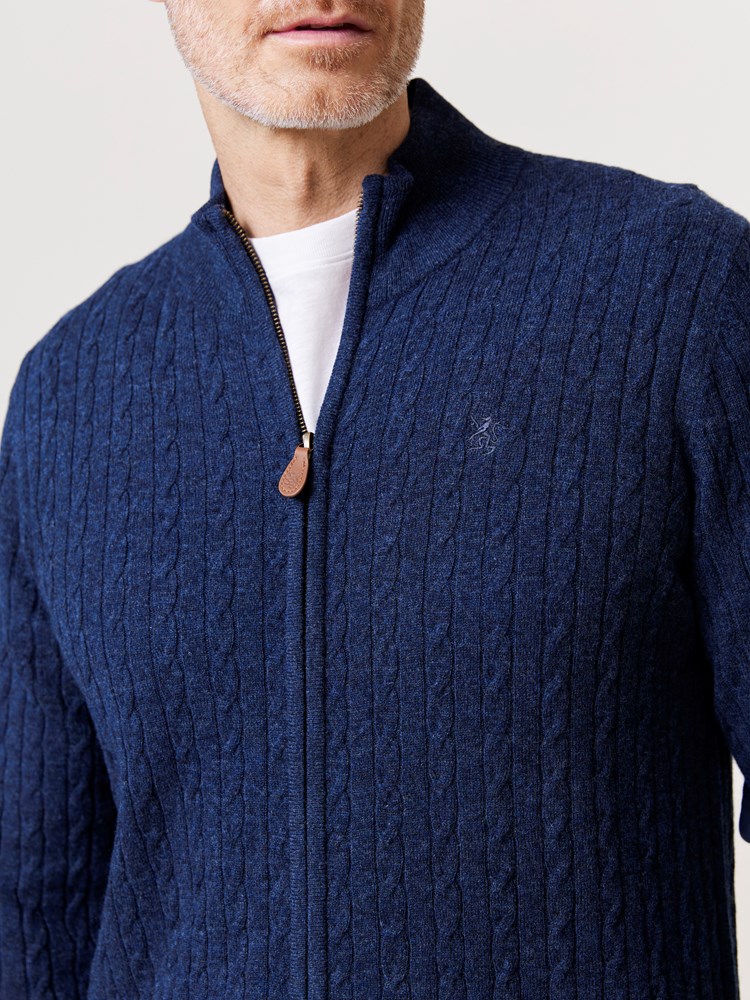 Edmonton cardigan 7509843_C29-REDFORD-W24-Modell-Front_chn=match_4131_Edmonton cardigan C29_Edmonton cardigan C29 7509843.jpg_Front||Front