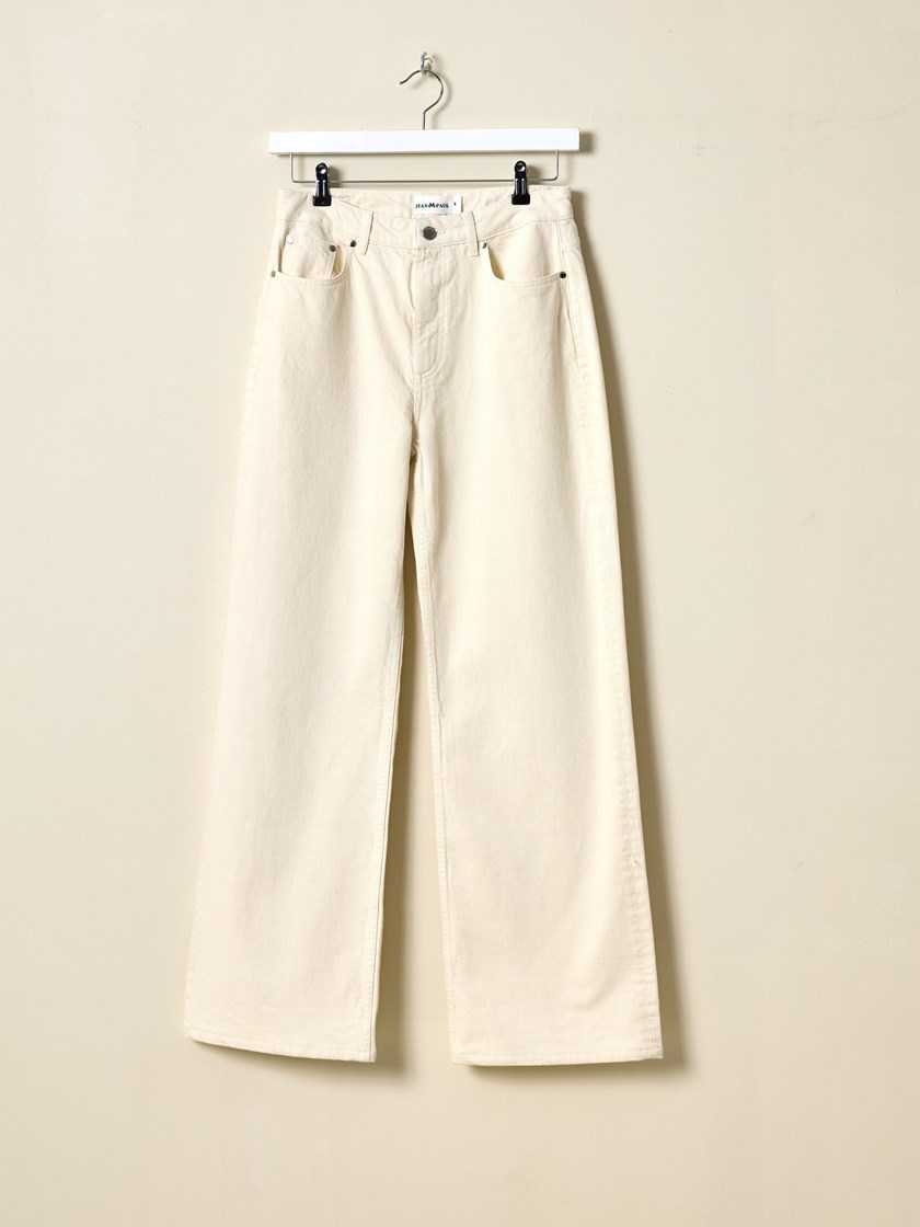 7509858 O63 7509858_O63-JEANPAUL-S25-Front_6532.jpg_