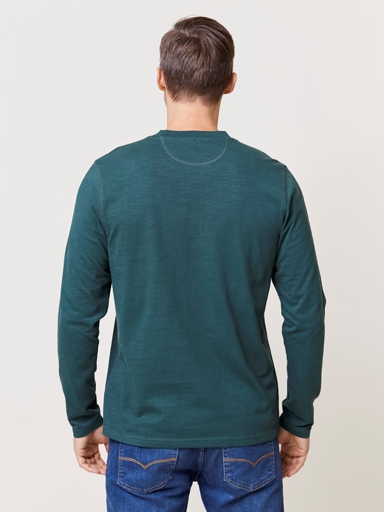 Wilson bestefarstrøye 7509888_GPO-REDFORD-W24-Modell-Back_chn=match_2609_Wilson bestefarstrøye GPO_Wilson bestefarstrøye GPO 7509888.jpg_Back||Back