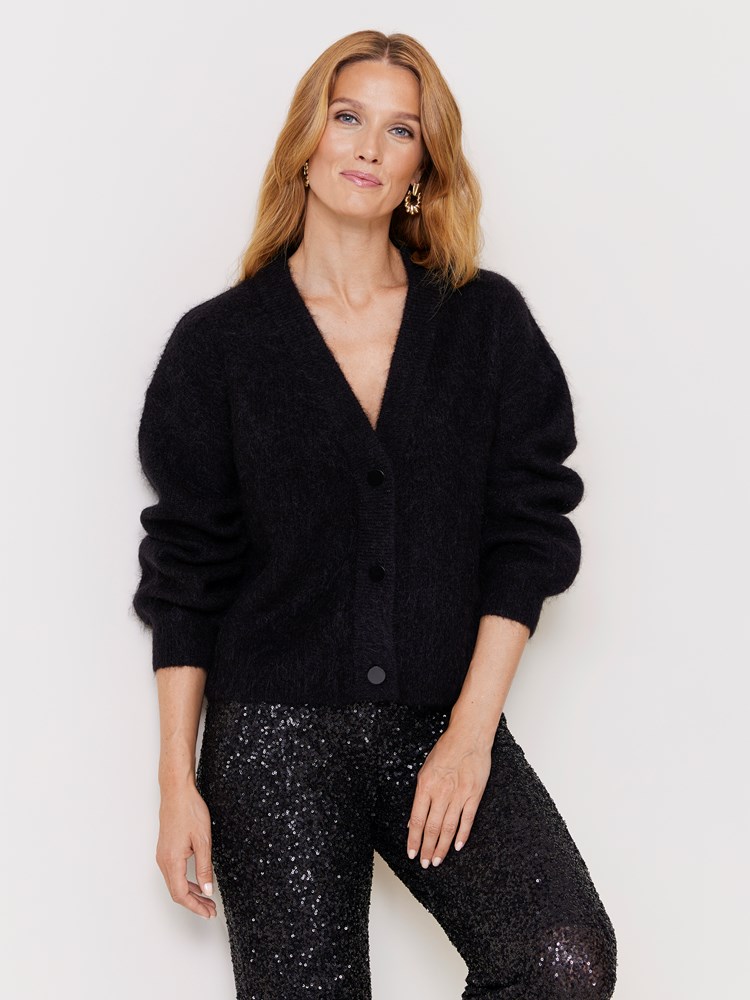 Tina cardigan 7509992_CAB-MARIEPHILIPPE-W24-Modell-Front_chn=match_9664_Tina cardigan CAB_Tina cardigan CAB 7509992.jpg_Front||Front