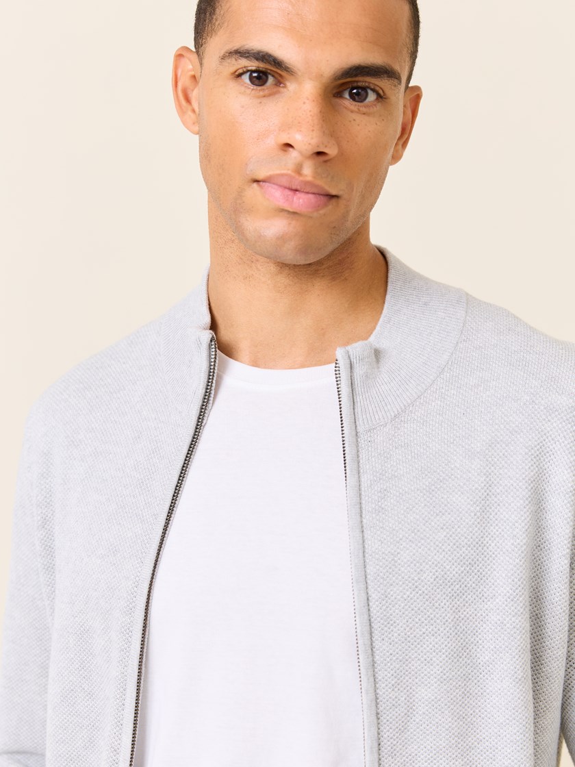7510001 IFO 7510001_IFO-JEANPAUL-S25-Modell-Front_8956_Terry cardigan IFO.jpg_Front||Front