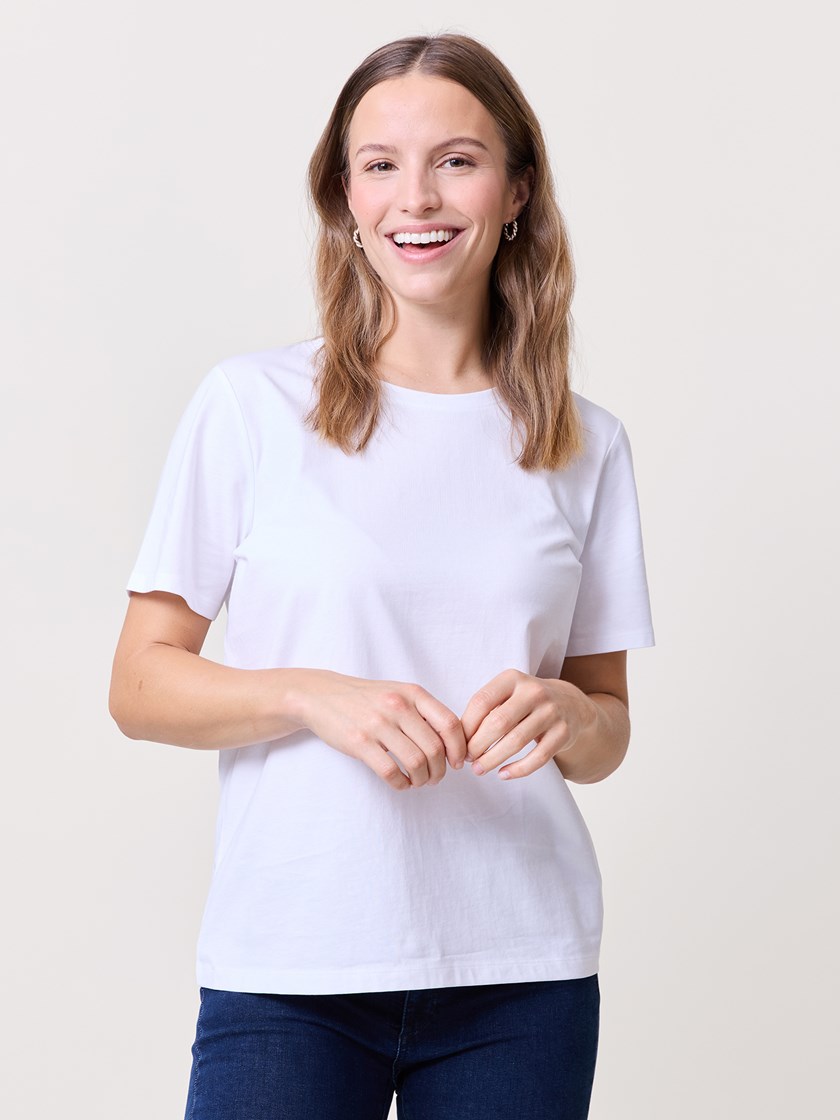 7510026 O79 7510026_O79-VAVITE-NOS-Modell-Front_chn=match_1951_Olivia rundhals t-skjorte O79.jpg_Front||Front