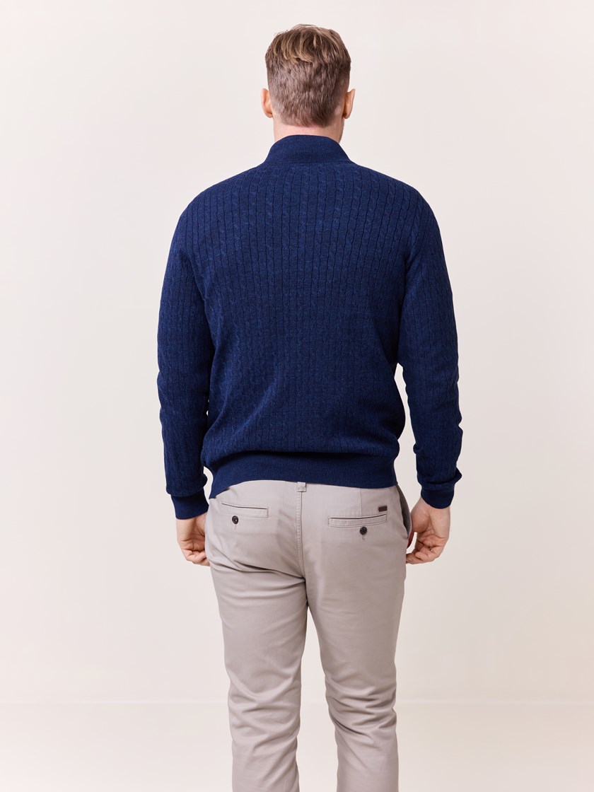 7510030 EM1 7510030_EM1-REDFORD-S25-Modell-Back_chn=match_9612_Coast zip genser EM1.jpg_Back