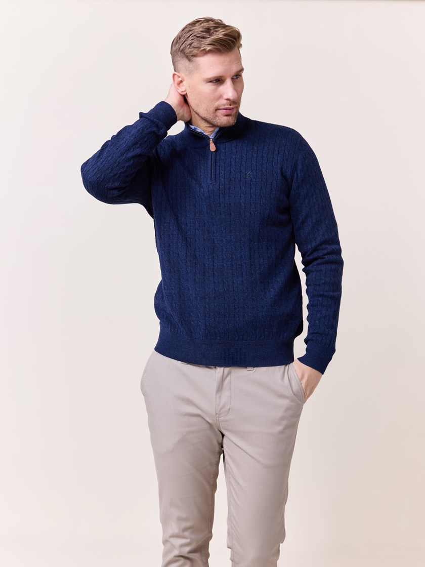 7510030 EM1 7510030_EM1-REDFORD-S25-Modell-Front_chn=match_1463_Coast zip genser EM1.jpg_Front