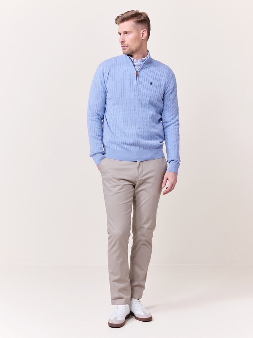 7510030 EN3 7510030_EN3-REDFORD-S25-Modell-Front_chn=match_2085_Coast zip genser EN3.jpg_