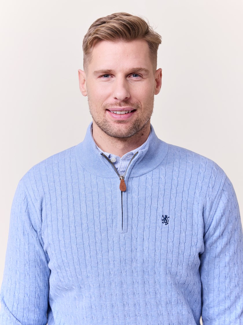 7510030 EN3 7510030_EN3-REDFORD-S25-Modell-Front_chn=match_650_Coast zip genser EN3.jpg_