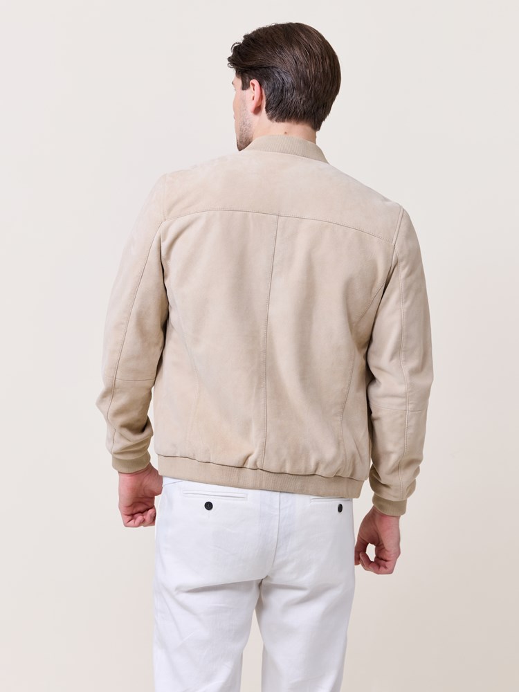 Piza suede skinnjakke 7510062_O0O-MARIOCONTI-S25-Modell-Back_chn=match_1525_Piza suede skinnjakke O0O_Piza suede skinnjakke O0O 7510062.jpg_Back