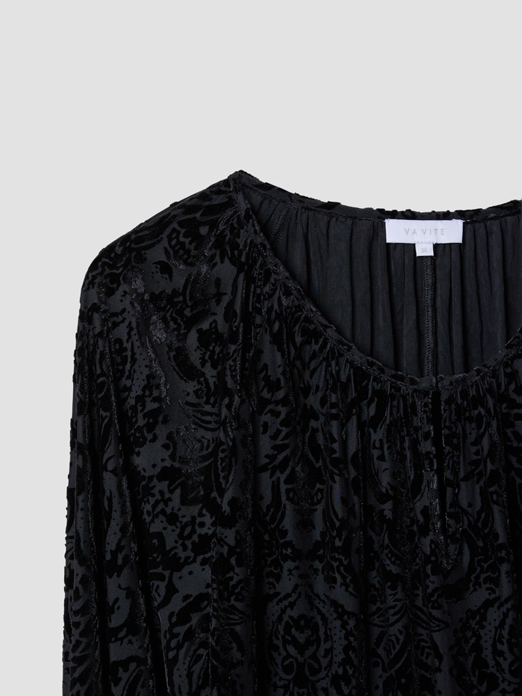 Arabella topp 7510095_CAB-VAVITE-W24-Front_3487_Arabella topp CAB_Arabella topp CAB 7510095.jpg_Front||Front