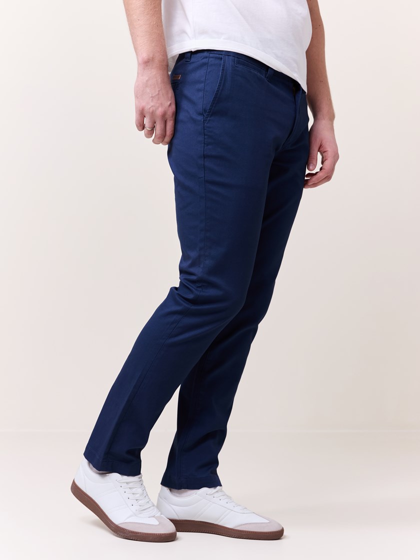 7510096 EGW 7510096_EGW-REDFORD-S25-Modell-Front_chn=match_7357_Christer chinos EGW.jpg_