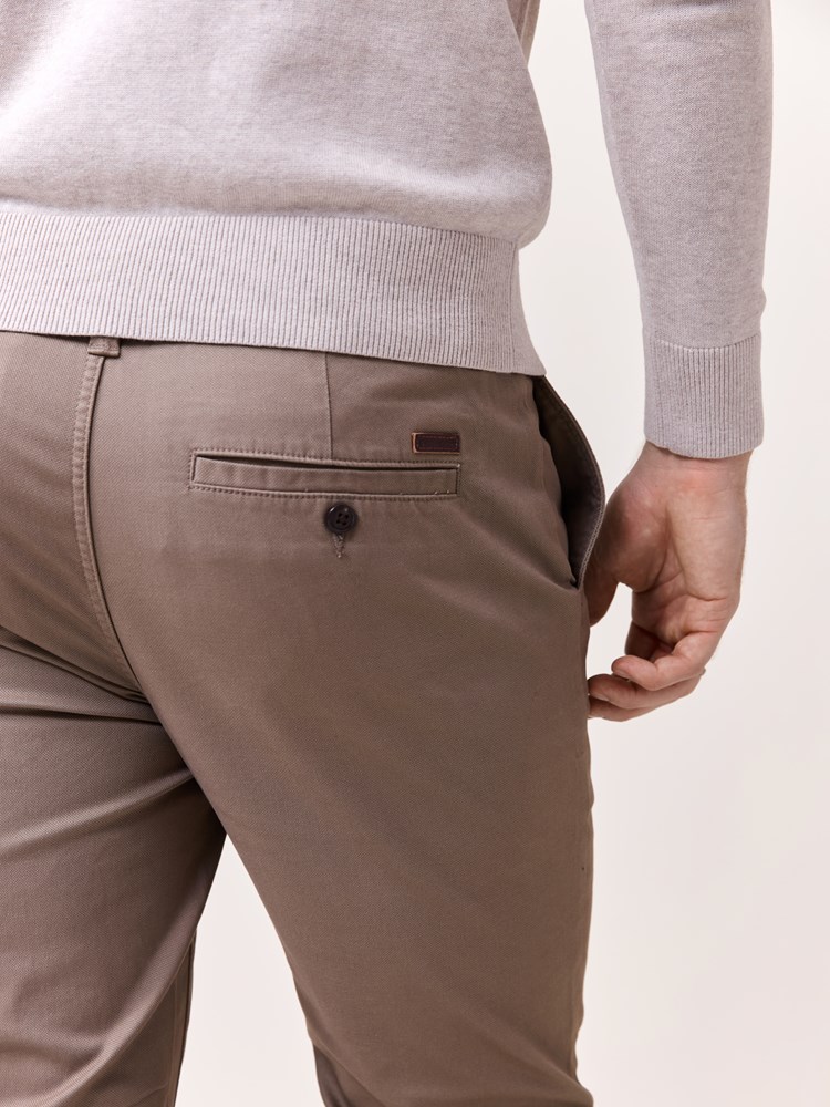 Christer chinos 7510096_I7E-REDFORD-S25-Modell-Back_chn=match_2972_Christer chinos I7E.jpg_Back||Back