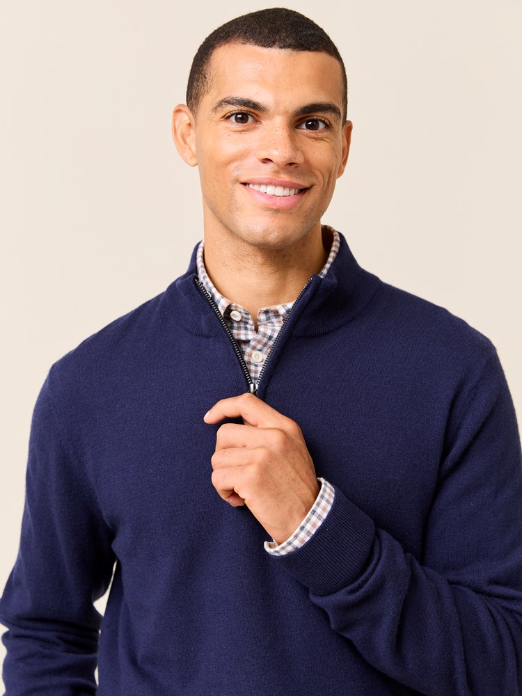 Ethan merino zipneck 7510288_EM6-JEANPAUL-W24-Modell-Front_62_Ethan merino zipneck EM6_Ethan merino zipneck EM6 7510288.jpg_Front||Front