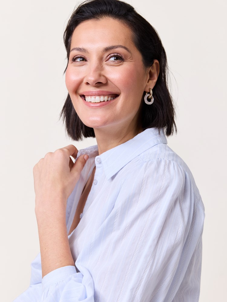 Sierra bluse 7510297_S48-MARIEPHILIPPE-S25-Modell-Front_chn=match_1043_Sierra bluse S48_Sierra bluse S48 7510297.jpg_Front