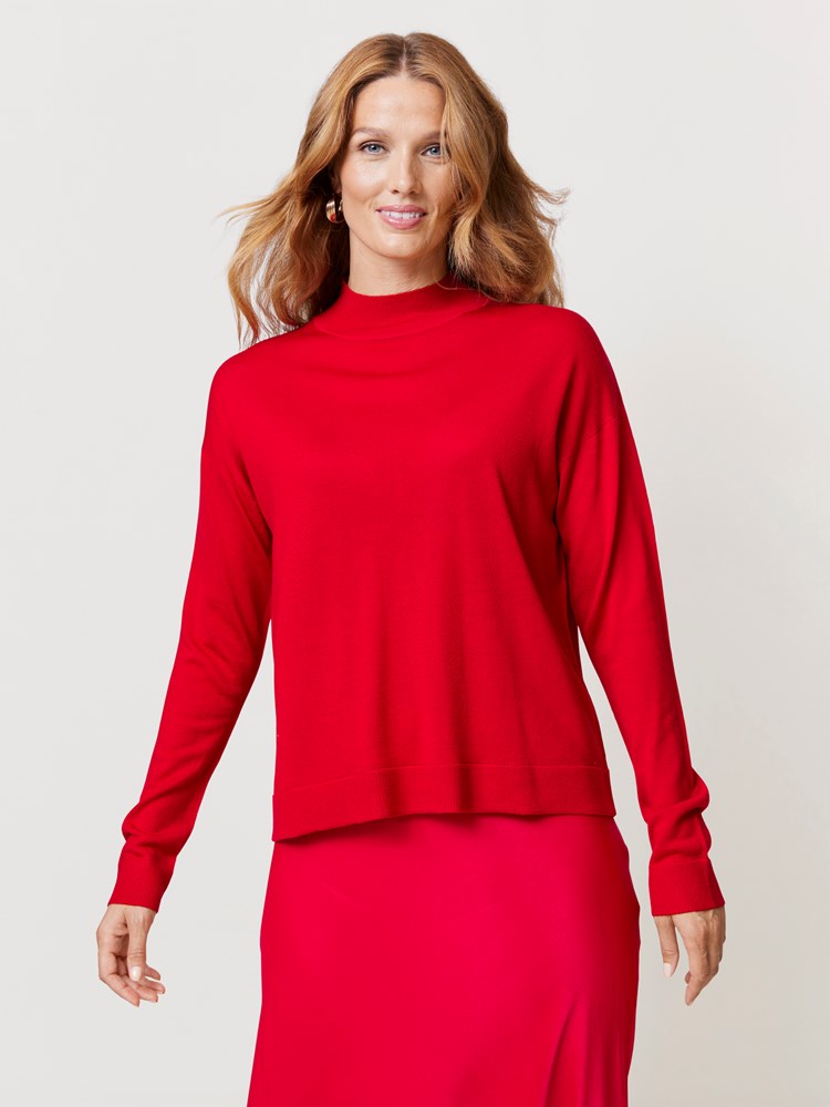 Susanne genser 7510346_K5O-MARIEPHILIPPE-W24-Modell-Front_chn=match_9661_Susanne genser K5O_Susanne genser K5O 7510346.jpg_Front||Front