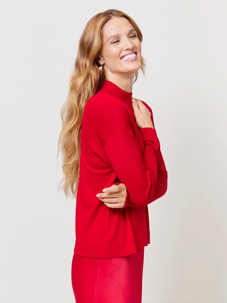 Susanne genser 7510346_K5O-MARIEPHILIPPE-W24-Modell-Front_chn=match_9662_Susanne genser K5O_Susanne genser K5O 7510346.jpg_Front||Front