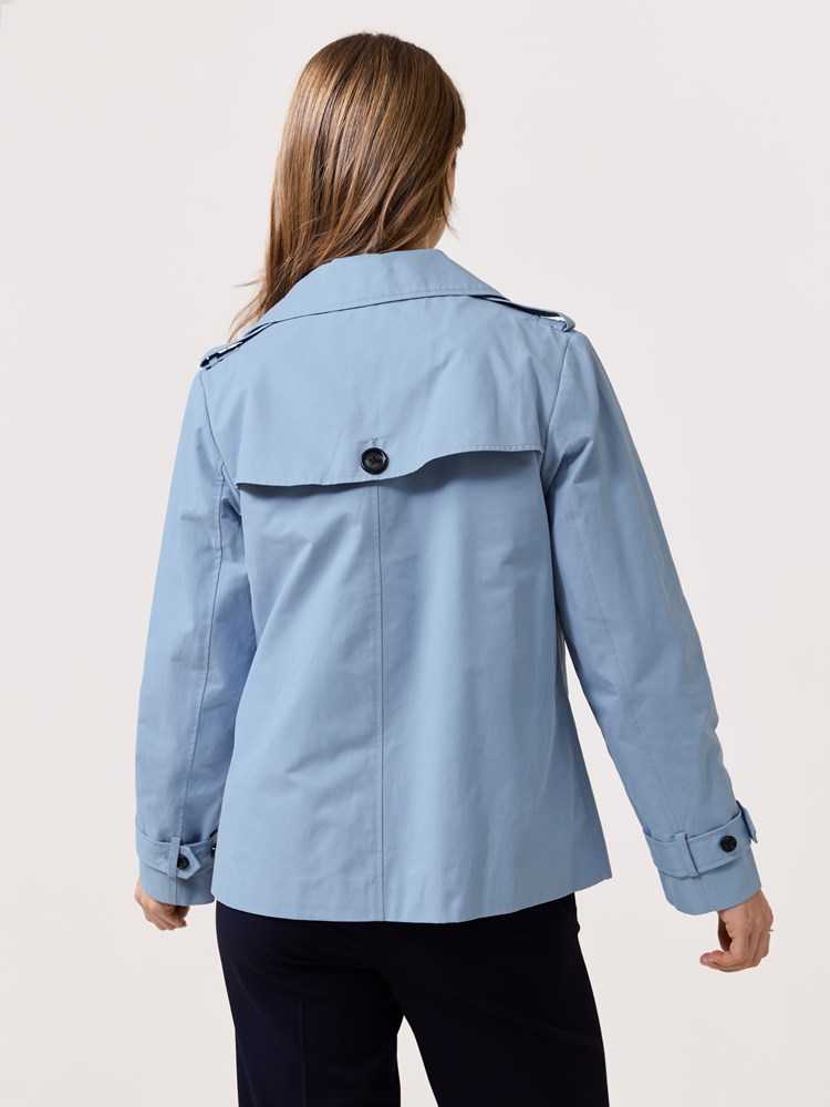 Mila kort trench 7510358_S48-VAVITE-S25-Modell-Back_chn=match_890_Mila kort trench S48_Mila kort trench S48 7510358.jpg_Back