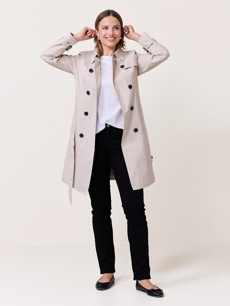 Mila trench 7510369_A9S-VAVITE-S25-Modell-Left_chn=match_2714_Mila trench A9S_Mila trench A9S 7510369.jpg_Left||Left