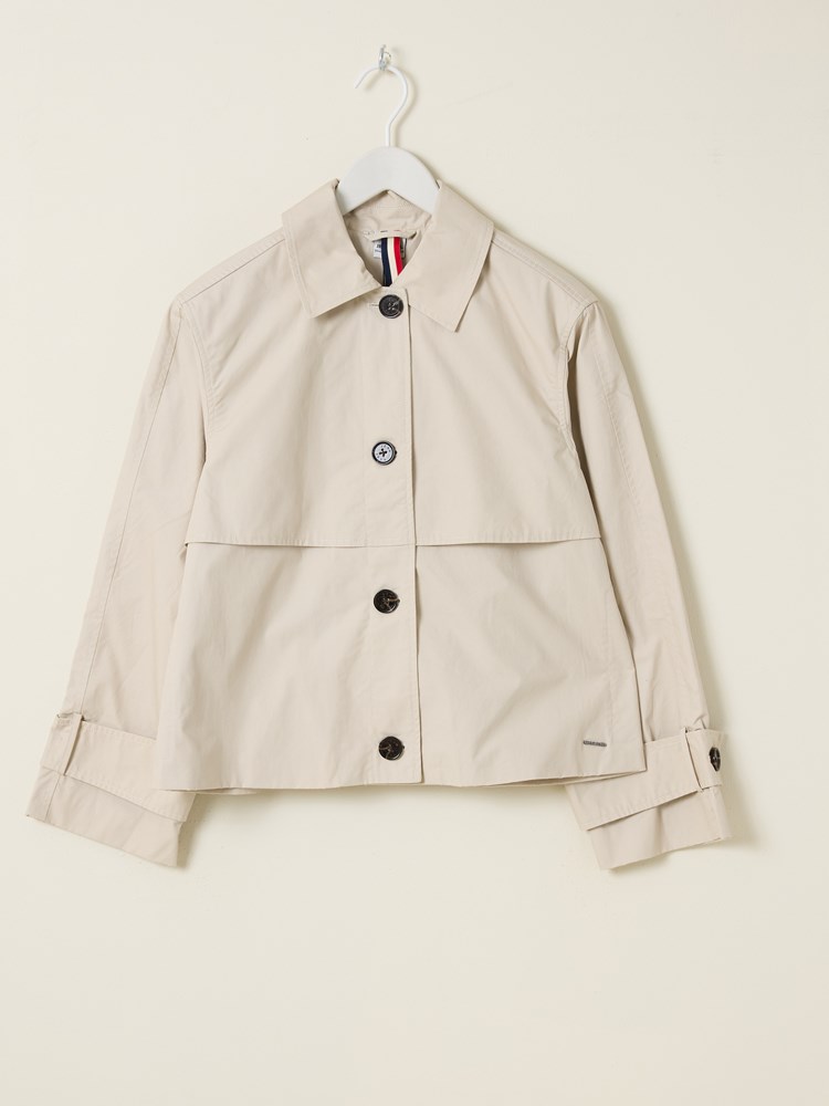Anniken kort trench 7510450_I4C-JEANPAUL-S25-Front_9867_Anniken kort trench I4C_Anniken kort trench I4C 7510450.jpg_
