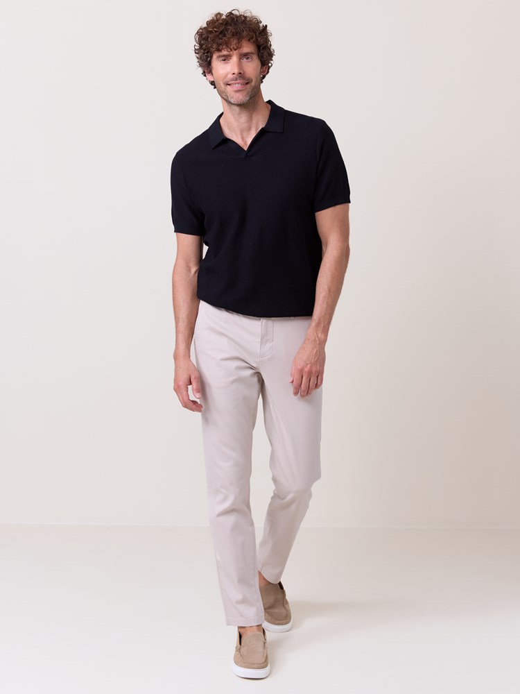 Forli chinos 7510456_I4O-MarioConti-S25-modell-front_Forli chinos I4O.jpg_Front||Front