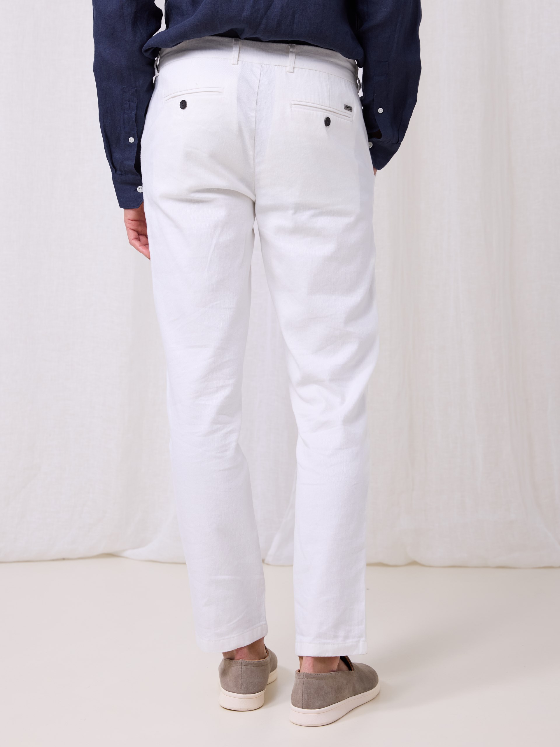7510466 O79 7510466_O79-MARIOCONTI-S25-Modell-Front_chn=match_1095_Roma colino chinos O79.jpg_Front||Front