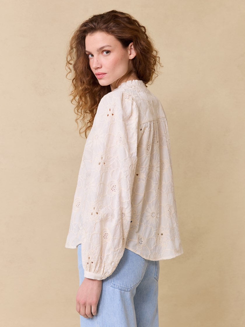 7510481 O63 7510481_O63_Jean Paul_Rina Bluse_S25 (3)_Rina bluse O63.jpg_