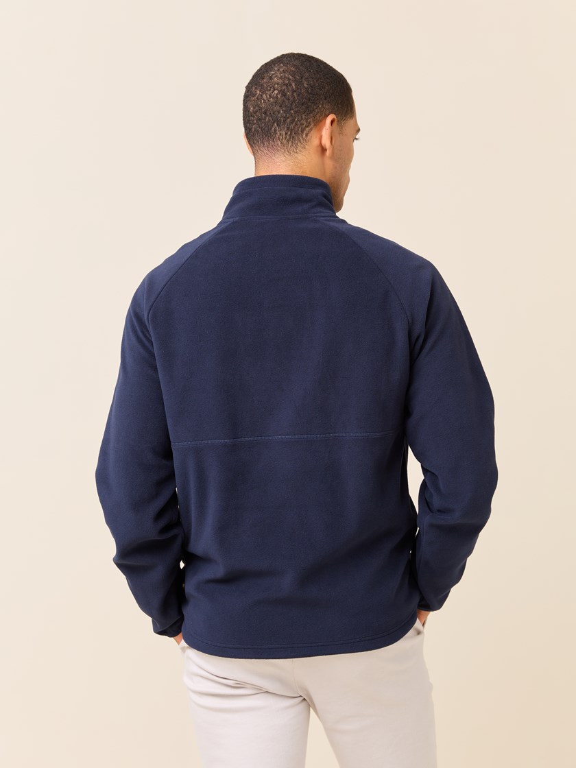 7510487 EM6 7510487_EM6-JEANPAUL-S25-Modell-Front_6401_Perry fleecejakke EM6.jpg_Front||Front