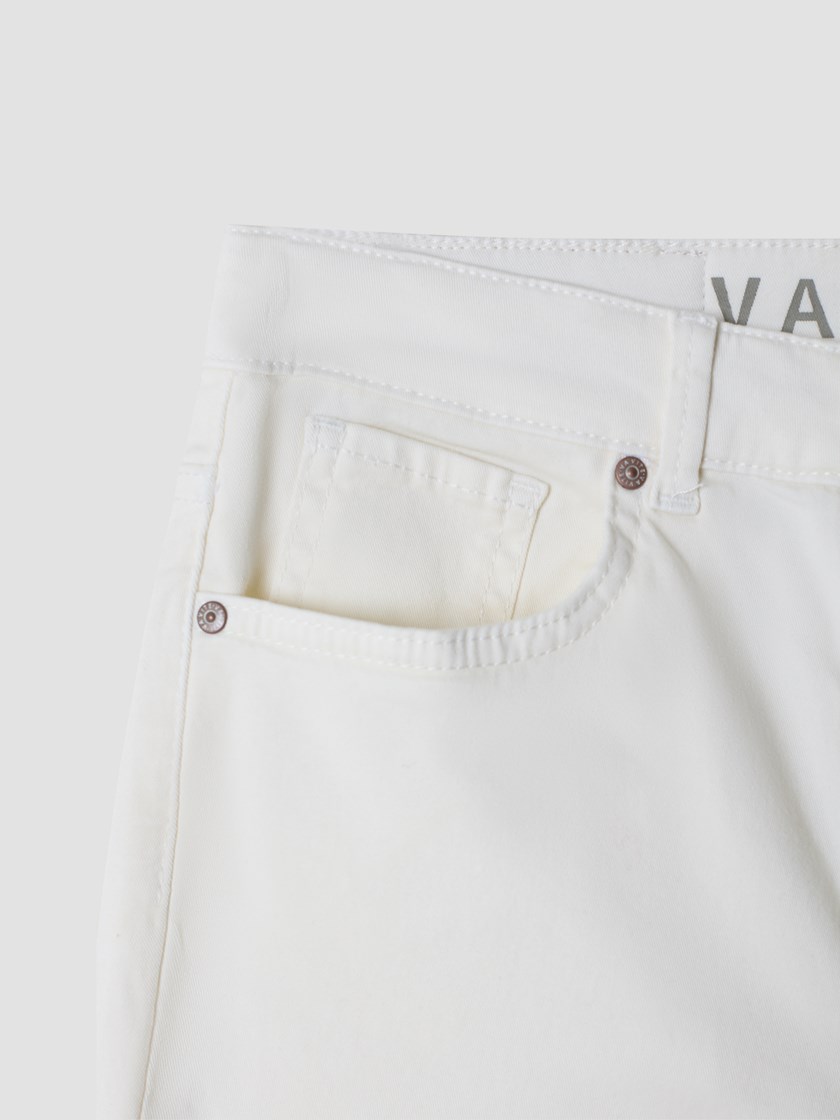 7510515 O68 7510515_O68-VAVITE-S25-Front_8467_Sophia skinny jeans.jpg_Front||Front