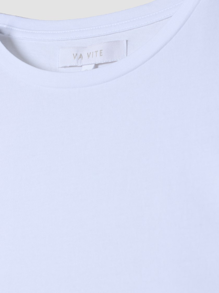 7510618 O79 7510618_O79-VAVITE-S25-Front_5929_Olivia pufferm t-skjorte O79.jpg_Front