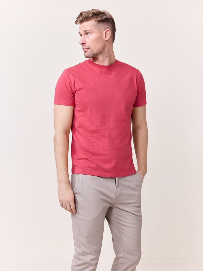 7510644 MPQ 7510644_MPQ-REDFORD-S25-Modell-Front_chn=match_4988_Fields t-skjorte MPQ.jpg_Front||Front