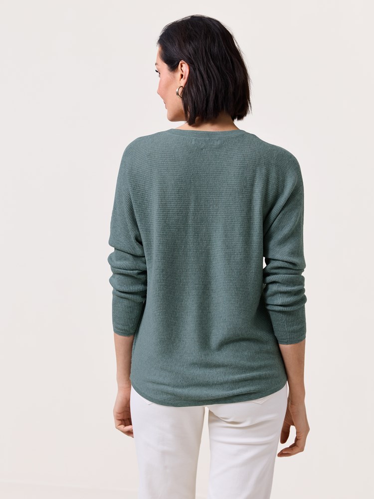 Mona genser 7510649_GJW-MARIEPHILIPPE-S25-Modell-Back_chn=match_9585_Mona genser GJW_Mona genser GJW 7510649.jpg_Back||Back