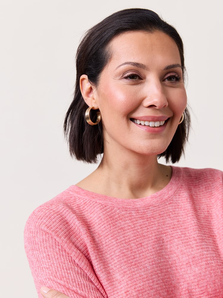 Mona genser 7510649_MNZ-MARIEPHILIPPE-S25-Modell-Front_chn=match_7892_Mona genser MNZ_Mona genser MNZ 7510649.jpg_Front||Front