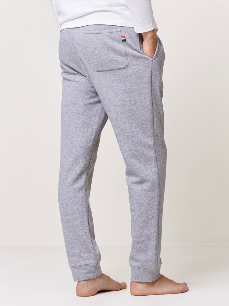 West joggebukse 7510660_IEY-REDFORD-W24-Modell-Back_chn=match_9953_West joggebukse IEY_West joggebukse IEY 7510660.jpg_Back||Back