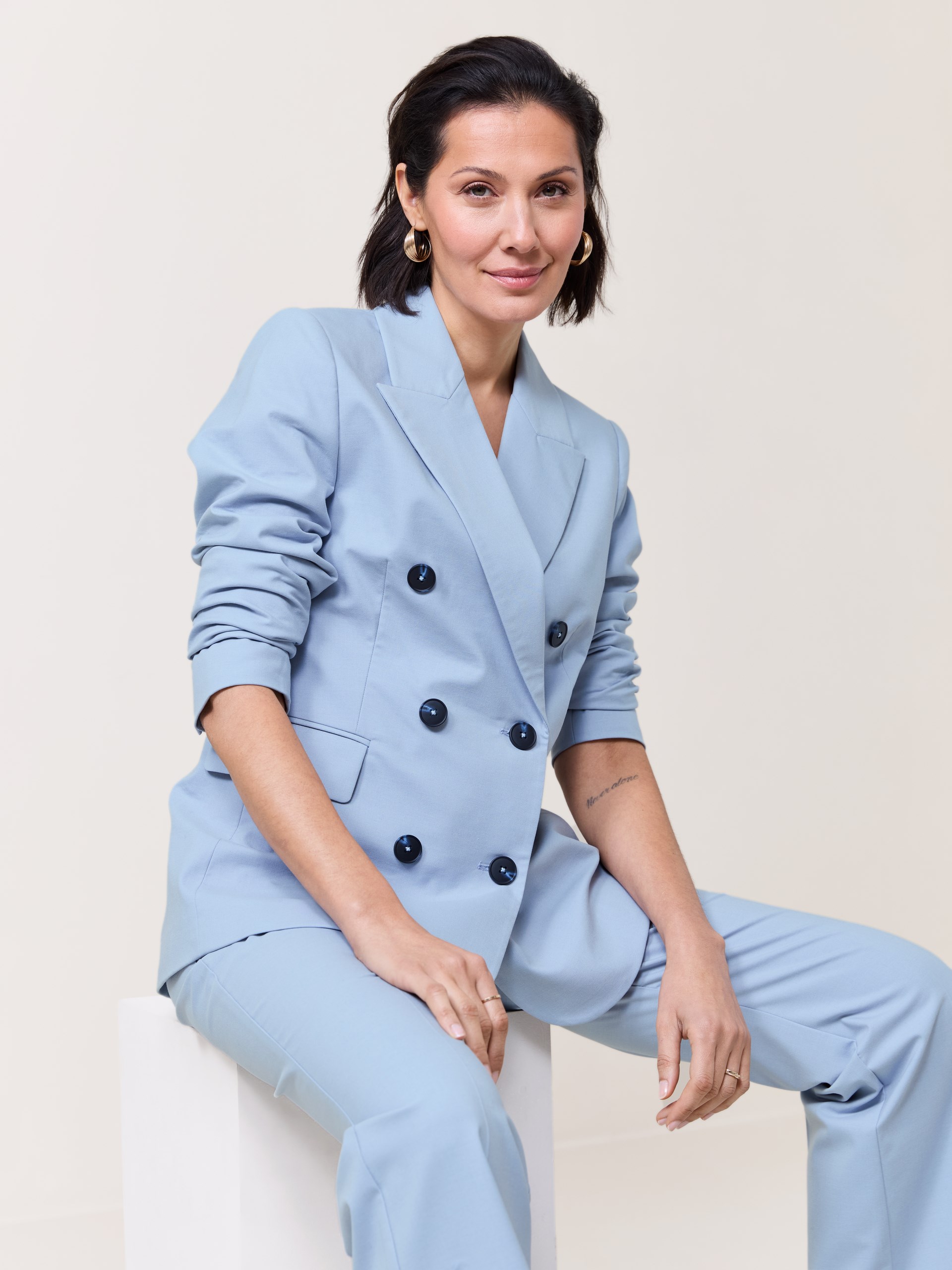 7510674 S48 7510674_S48-MARIEPHILIPPE-S25-Modell-Front_chn=match_9496_Catja blazer S48.jpg_Front