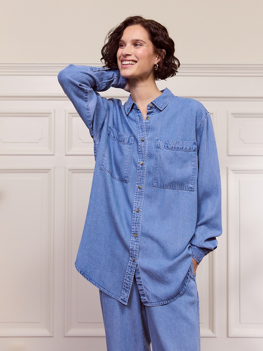 7510700 EN3 7510700_EN3_AIDA_DENIM_SKJORTE_S25_Aida skjorte EN3.jpg_