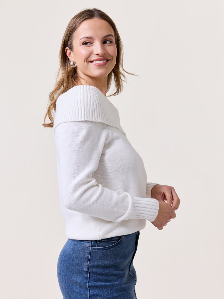 Celia genser 7510724_O79-VAVITE-S25-Modell-Right_chn=match_8529_Celia genser O79.jpg_Right