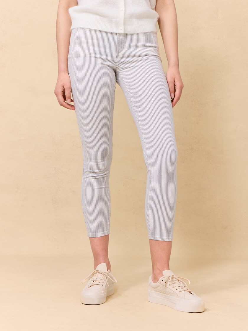 7510841 O79 7510841_O79_Jean Paul_Sabine Cropped Stripe_Bukse_H25 (6)_Sabine cropped stripe O79.jpg_