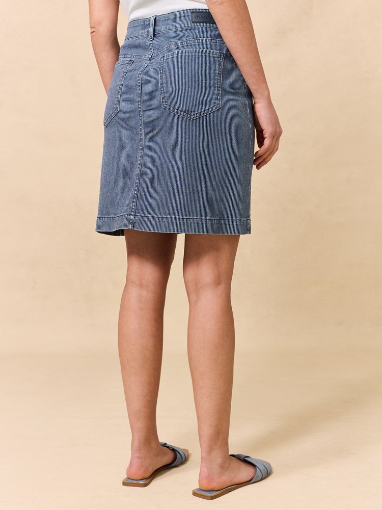 Patty stripet skjørt 7510843_DAA-JEANPAUL-H25-Front_8268_Patty stripet skjørt_Patty stripet skjørt DAA_Patty stripet skjørt DAA 7510843.jpg_Front||Front