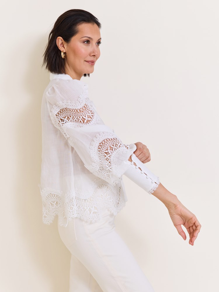 Ella bluse 7510926_O68-MARIEPHILIPPE-S25-Modell-Front_chn=match_5852_Ella bluse O68_Ella bluse O68 7510926.jpg_Front