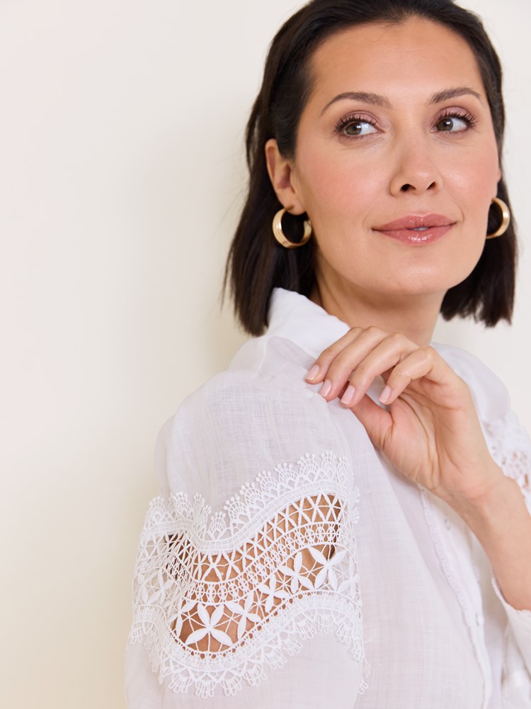 Ella bluse 7510926_O68-MARIEPHILIPPE-S25-Modell-Front_chn=match_6969_Ella bluse O68_Ella bluse O68 7510926.jpg_Front