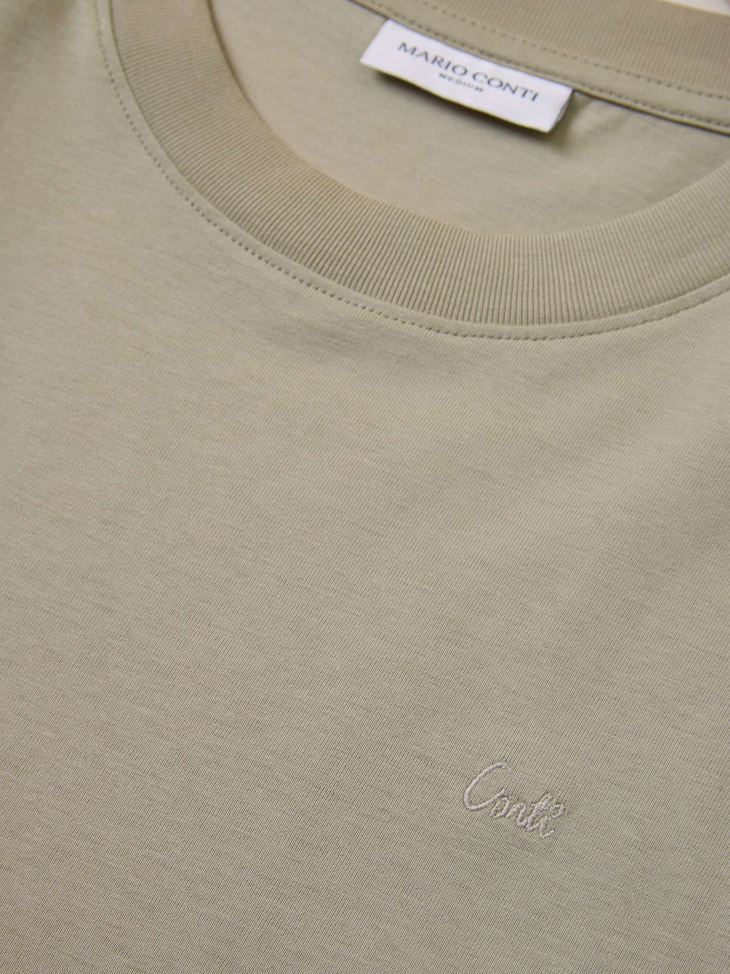 7511000 I3Y 7511000_I3Y-MARIOCONTI-S25-Front_8003_Tomasi t-skjorte.jpg_Front||Front