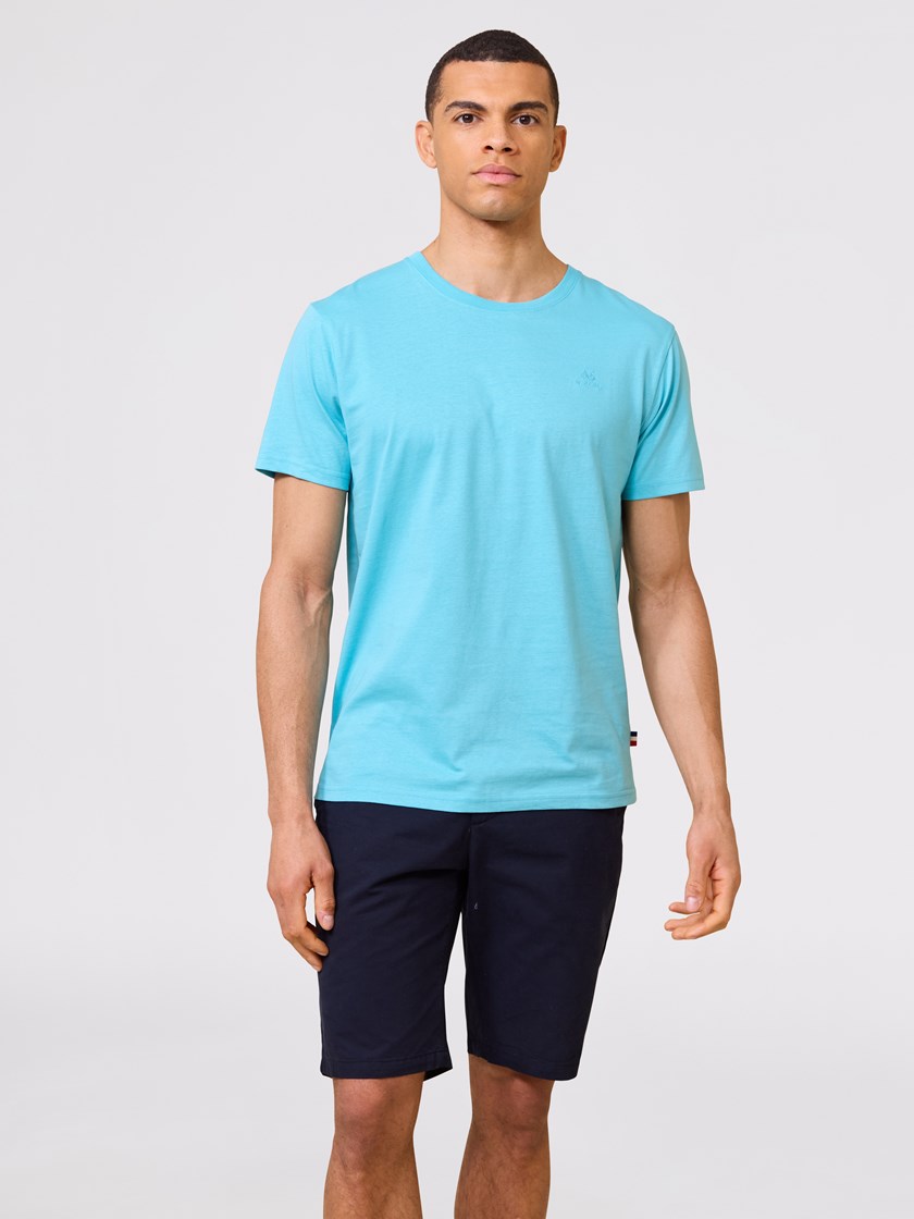7511017 EBG 7511017_EBG_Jean Paul_Eliot-Tee_H25 (2).jpg_