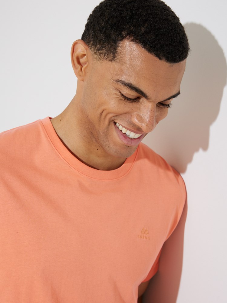 Eliot t-skjorte 7511017_R03-JEANPAUL-H25-Modell-Front (3)_Eliot t-skjorte R03_Eliot t-skjorte R03 7511017.jpg_